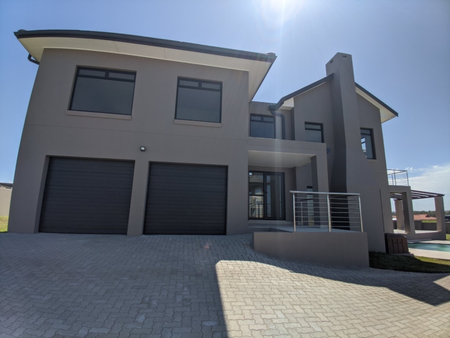 4 Bedroom Property for Sale in Kidds Beach Eastern Cape